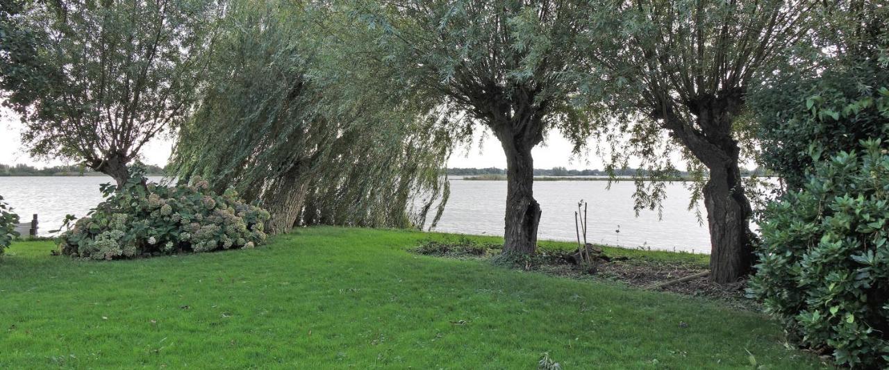 Reeuwijkse Plassen エクステリア 写真