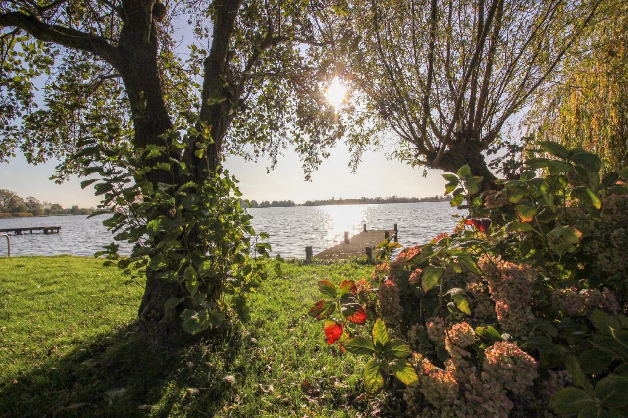 Reeuwijkse Plassen エクステリア 写真